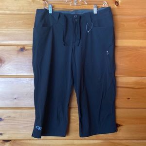 Outdoor Research Black capri pants size 8